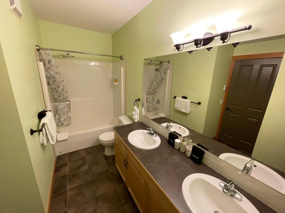 Renovated Condo, 2Br, 2Ba, Heated Pool, 3 Hot Tubs, Pets Welcome! แคนมอร์ ภายนอก รูปภาพ